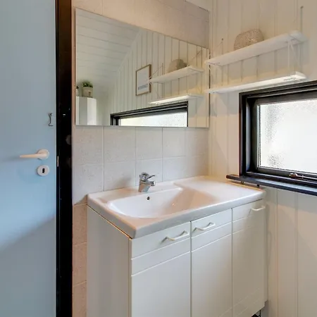 Vakantiehuis Gorazd - 1-2km From The Sea By Interhome Blåvand